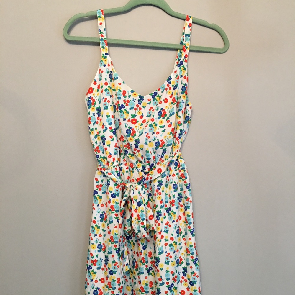 Colorful vintage floral dress with tie waist